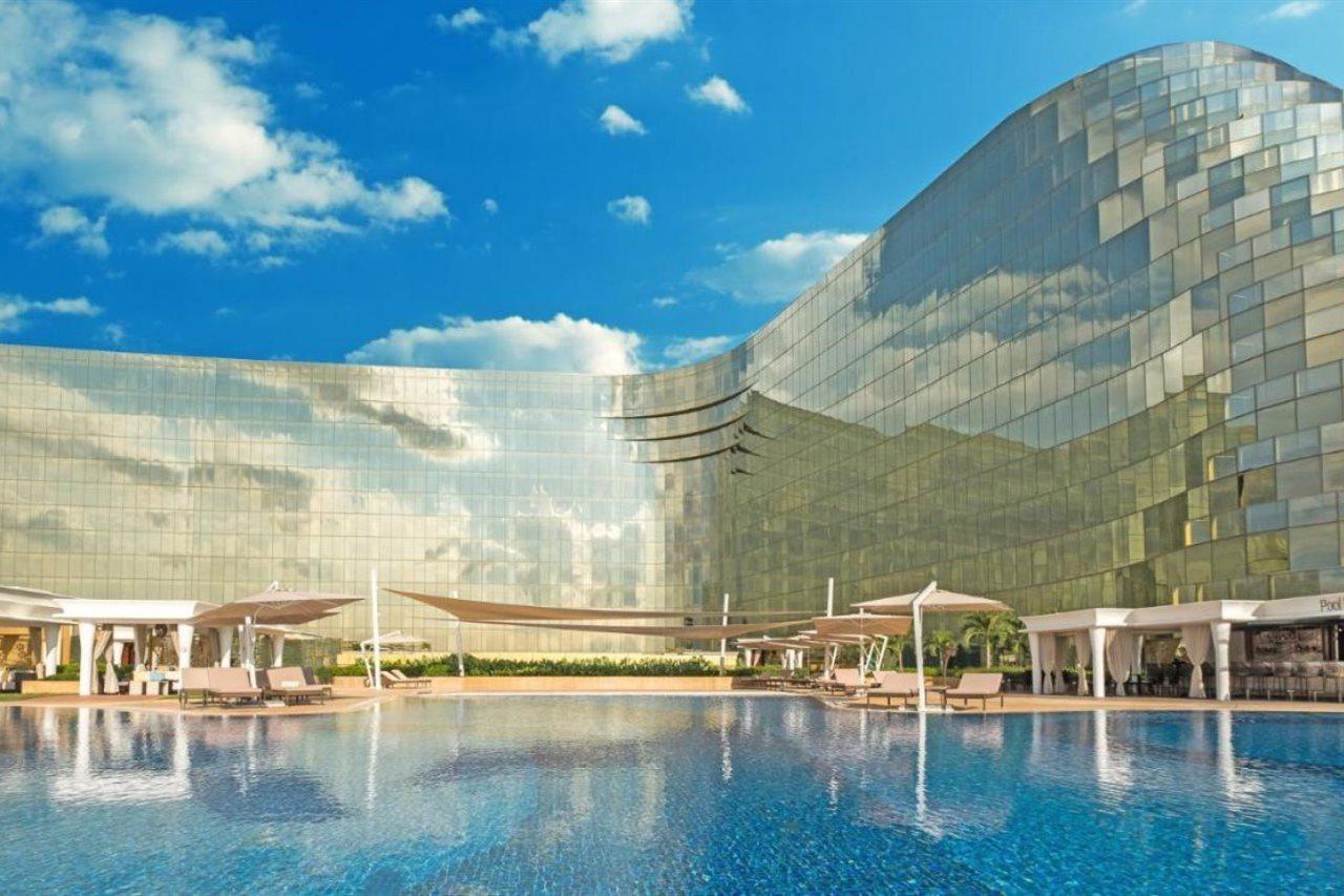 โอะกะดะ มะนิลา Hotel ปาไซ ภายนอก รูปภาพ The pool at the Sands