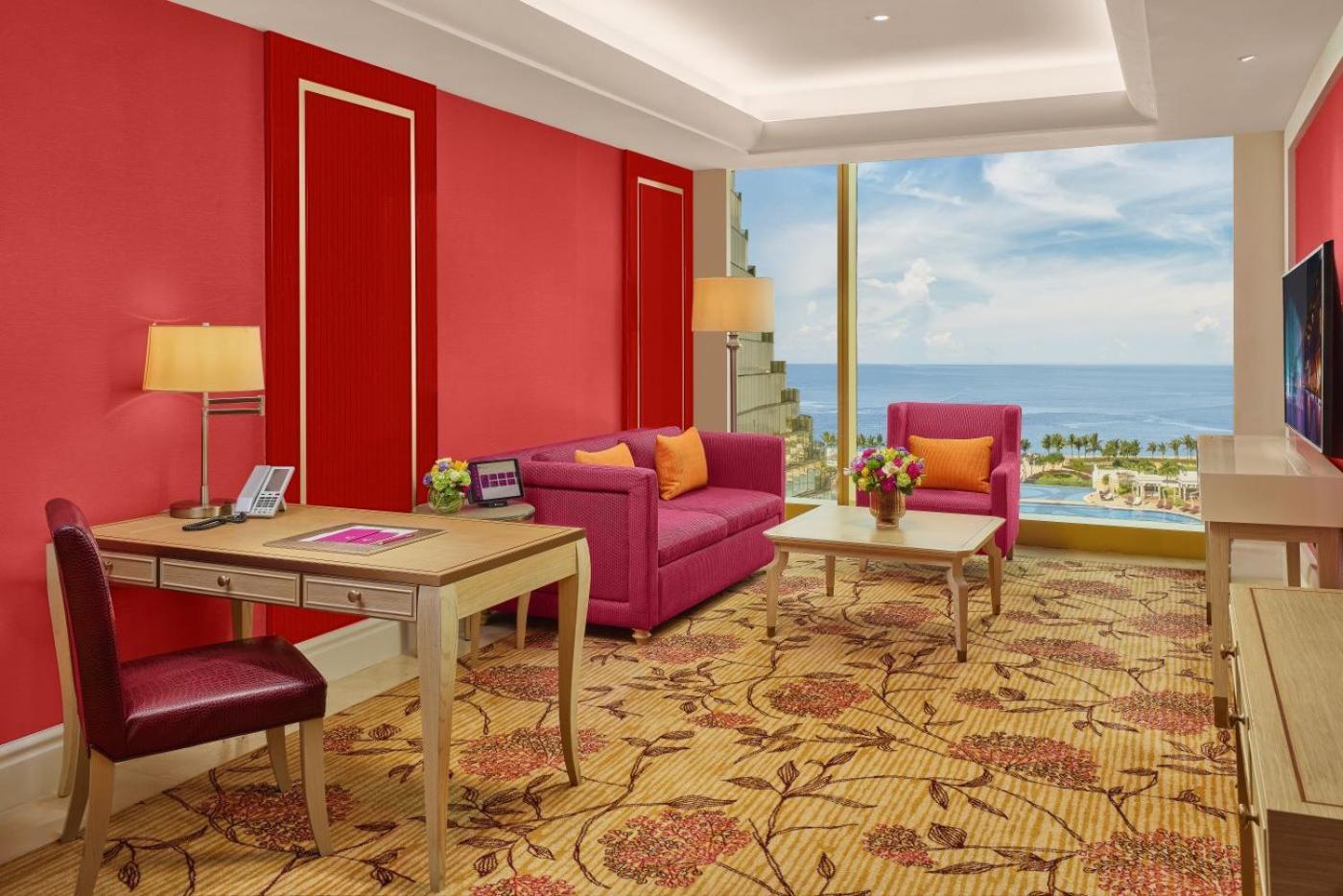 โอะกะดะ มะนิลา Hotel ปาไซ ภายนอก รูปภาพ A suite at the hotel