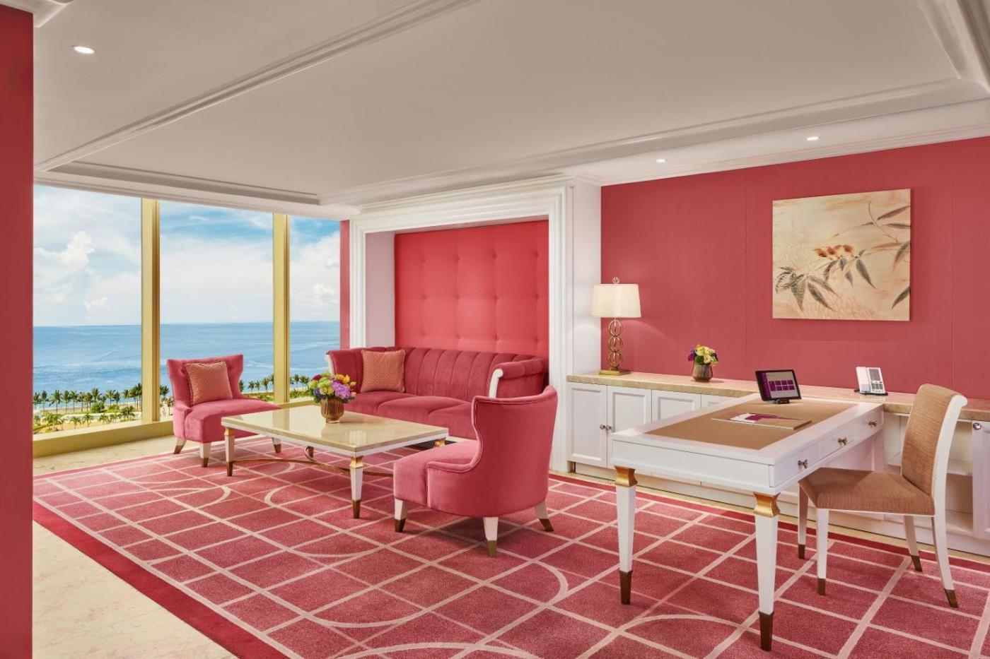 โอะกะดะ มะนิลา Hotel ปาไซ ภายนอก รูปภาพ A suite at the Atlantis Paradise Island