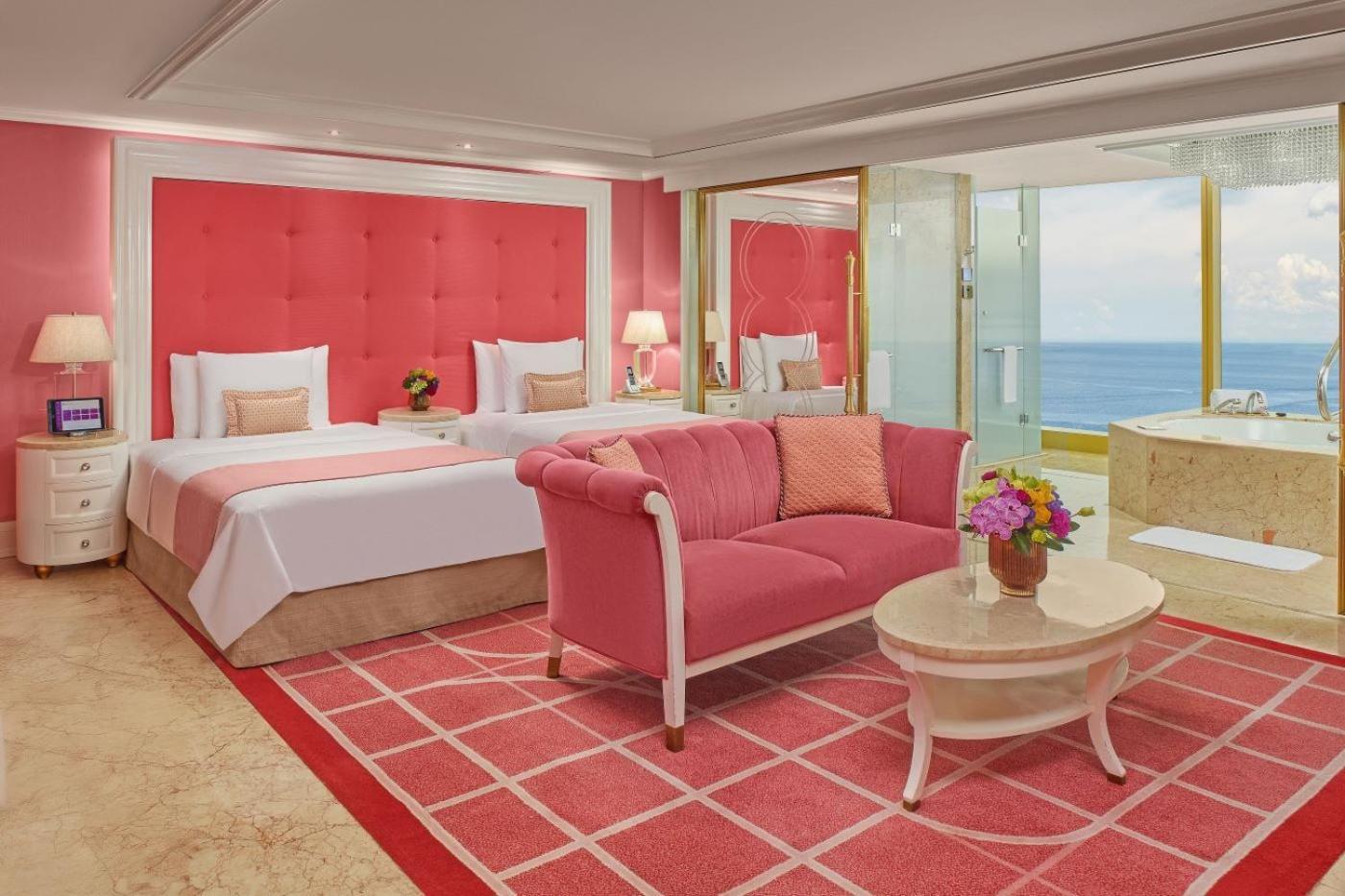 โอะกะดะ มะนิลา Hotel ปาไซ ภายนอก รูปภาพ A suite at the Atlantis Paradise Island