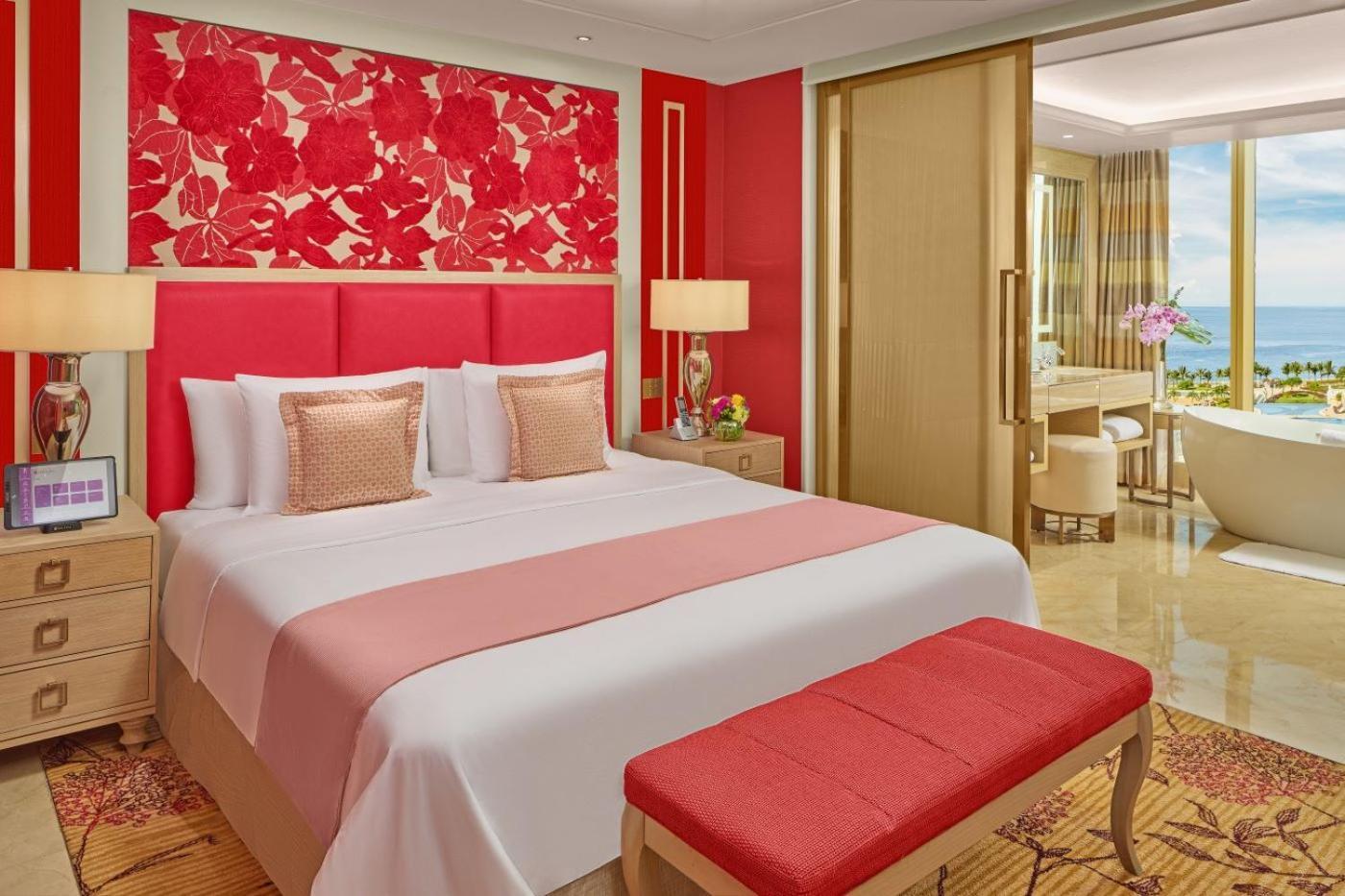 โอะกะดะ มะนิลา Hotel ปาไซ ภายนอก รูปภาพ A bedroom at the hotel